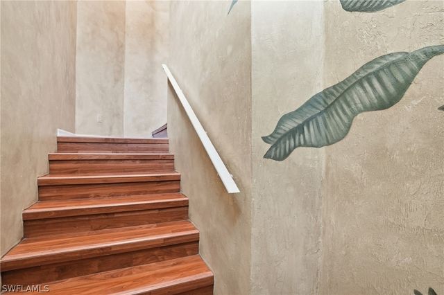 5944 Sand Wedge LN 1106, Naples, FL 34110