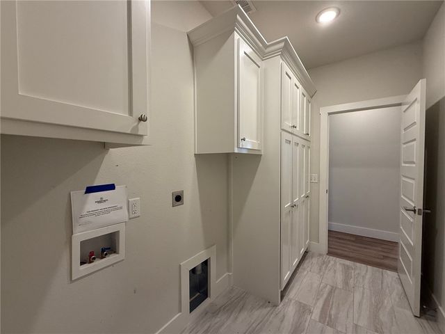 2105 Crandall Road, Pea Ridge, AR 72751