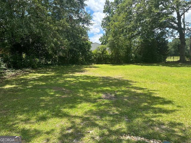 1300 Stonewall Street, Dublin, GA 31021