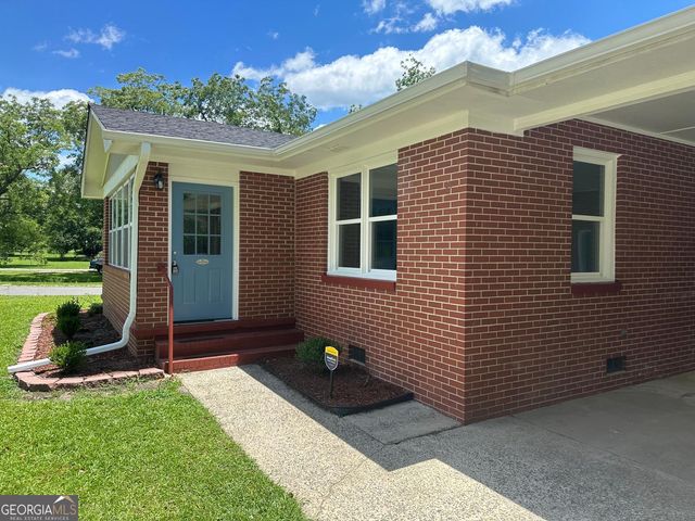 1300 Stonewall Street, Dublin, GA 31021