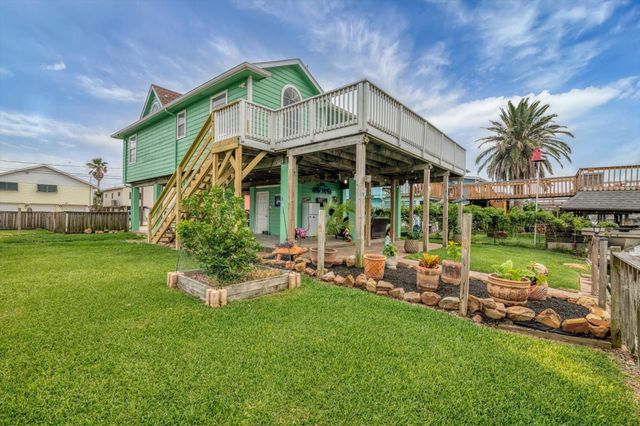286 Ling Street, Bayou Vista, TX 77563