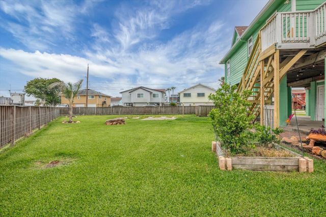 286 Ling Street, Bayou Vista, TX 77563