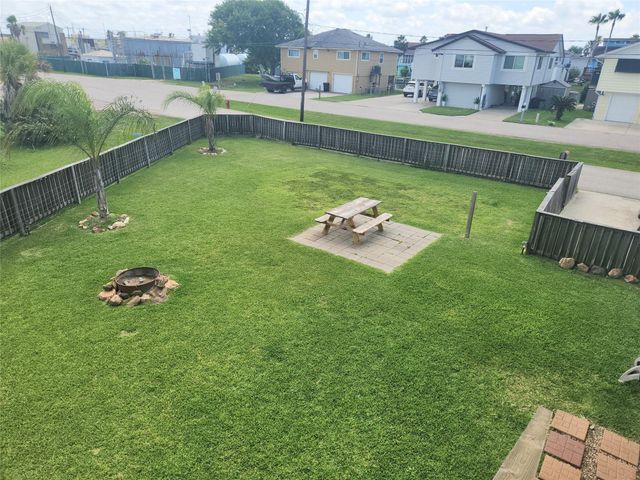 286 Ling Street, Bayou Vista, TX 77563