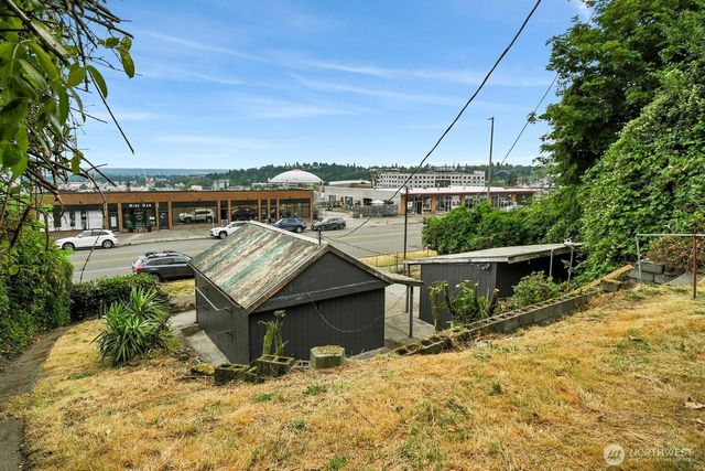 2328 Tacoma Avenue S, Tacoma, WA 98402