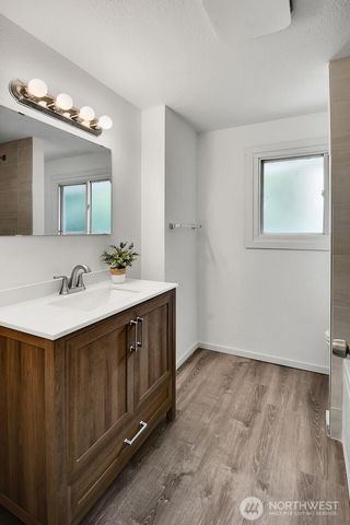 2328 Tacoma Avenue S, Tacoma, WA 98402