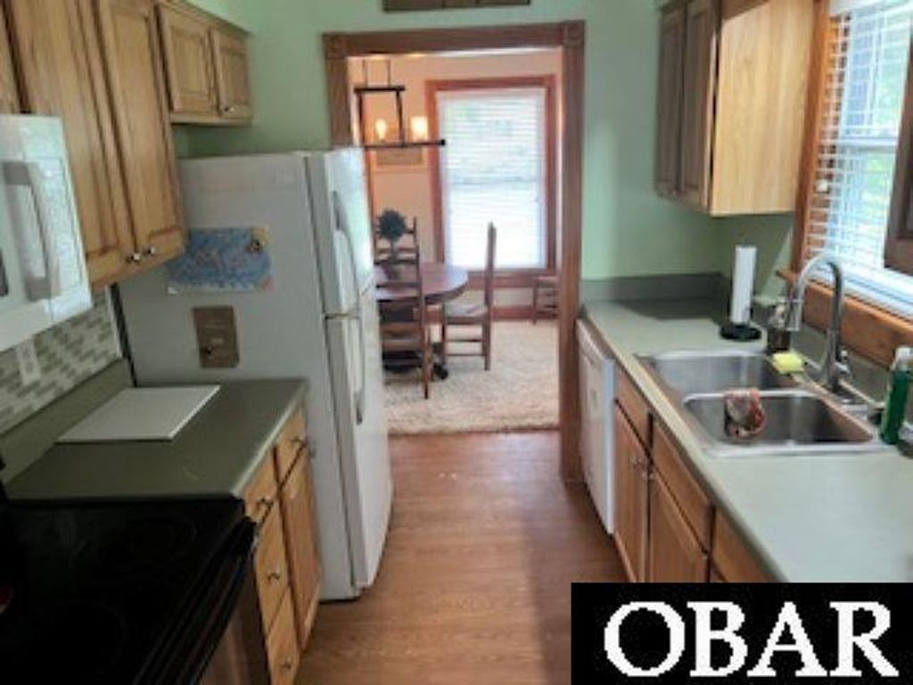 Image 6 of property listing at 109 Golden Jubilee Street Lot 9, Jarvisburg, NC 27947