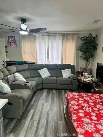 913 W Santa Fe, Merced, CA 95340