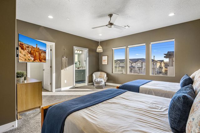 251 N 2020 W, Hurricane, UT 84737
