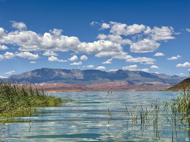 251 N 2020 W, Hurricane, UT 84737