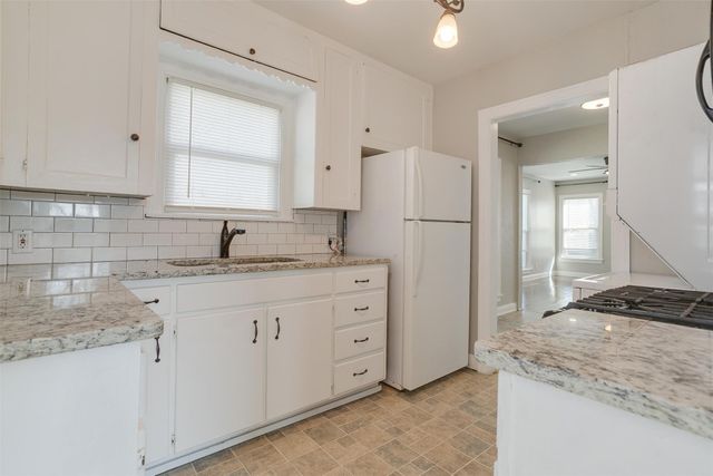 4921 Pershing Avenue, Fort Worth, TX 76107