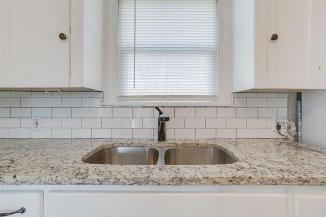 4921 Pershing Avenue, Fort Worth, TX 76107