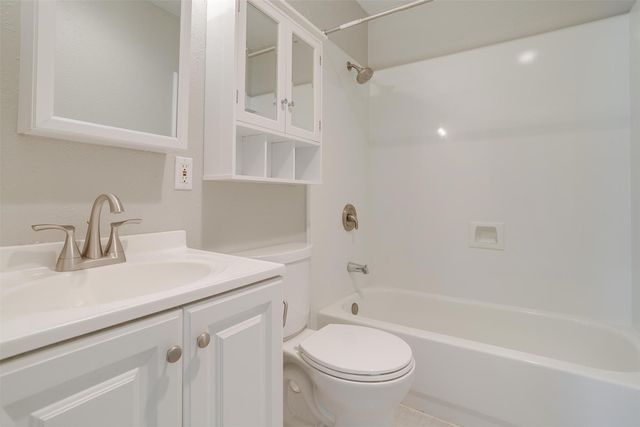 4921 Pershing Avenue, Fort Worth, TX 76107