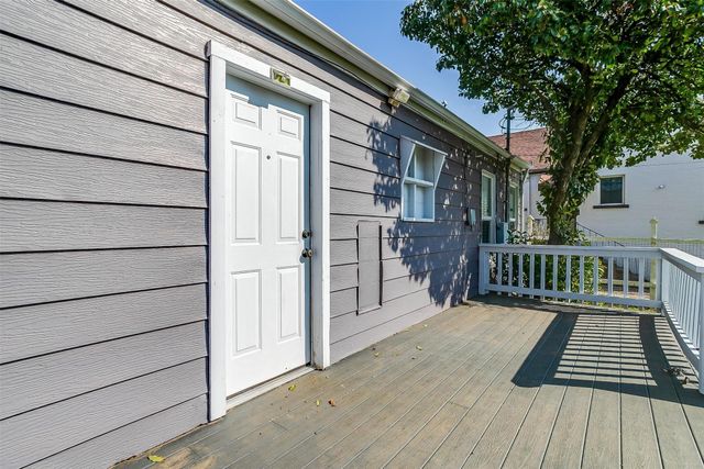 4921 Pershing Avenue, Fort Worth, TX 76107