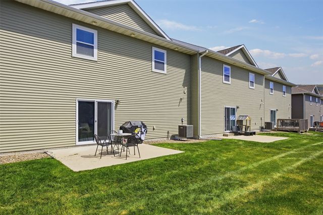 1237 Ronald Way, North Liberty, IA 52317