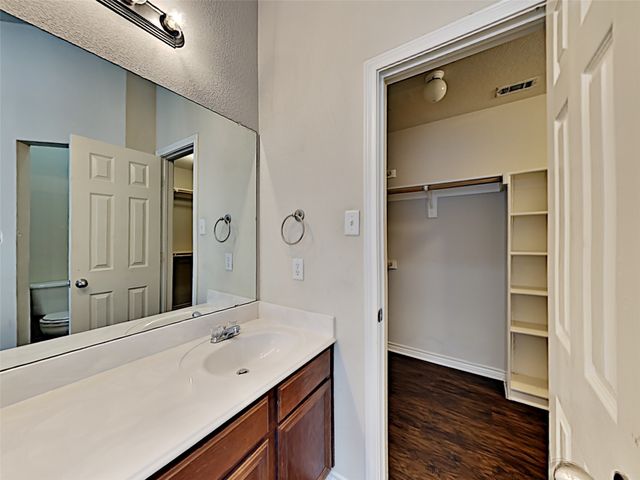 4408 Fox Meadows Lane, Mansfield, TX 76063