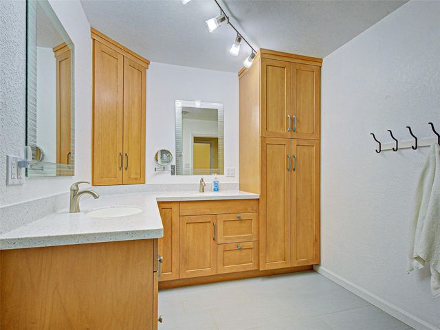 940 BRENGLE AVENUE, Englewood, FL 34223