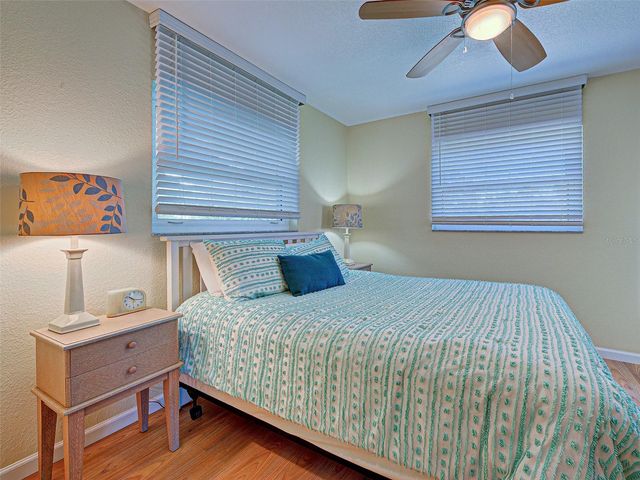 940 BRENGLE AVENUE, Englewood, FL 34223