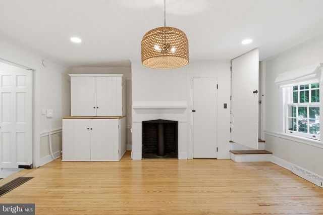 4273 QUAKERBRIDGE RD, Princeton, NJ 08540
