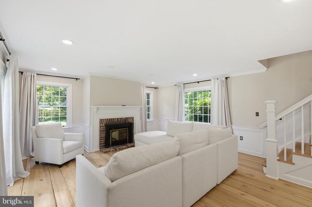 4273 QUAKERBRIDGE RD, Princeton, NJ 08540