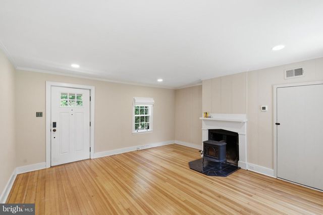 4273 QUAKERBRIDGE RD, Princeton, NJ 08540