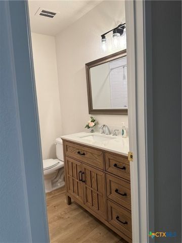 9809 Dallum Drive, Austin, TX 78753