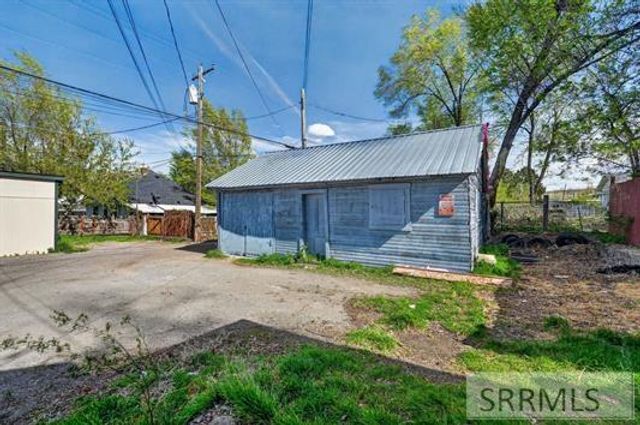 318 Johnson Avenue, Pocatello, ID 83204