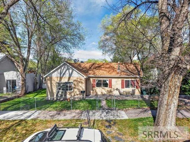 318 Johnson Avenue, Pocatello, ID 83204