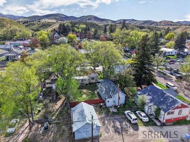 318 Johnson Avenue, Pocatello, ID 83204