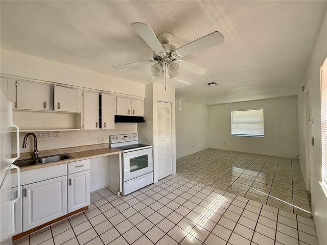 733 MICHIGAN COURT 4, St Cloud, FL 34769