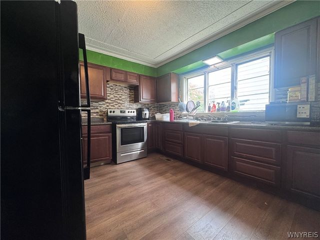 2236 Niagara Avenue, Niagara Falls, NY 14305