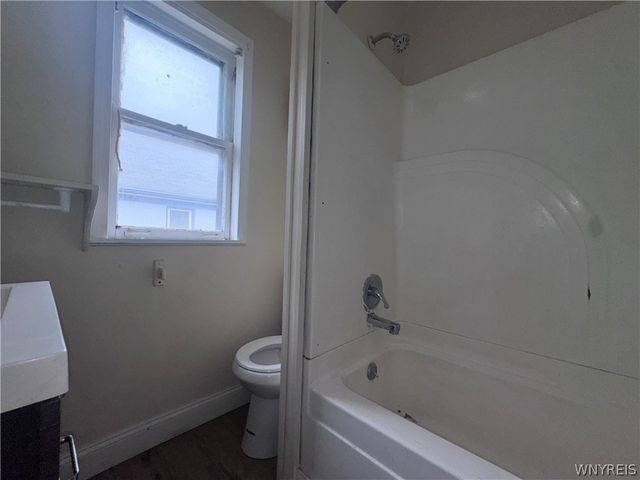 2236 Niagara Avenue, Niagara Falls, NY 14305