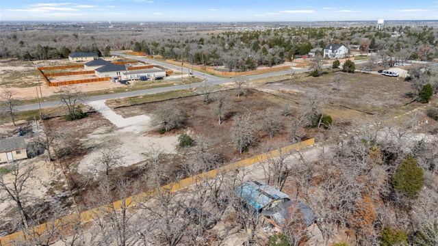 328 La Selva DR, Elgin, TX 78621