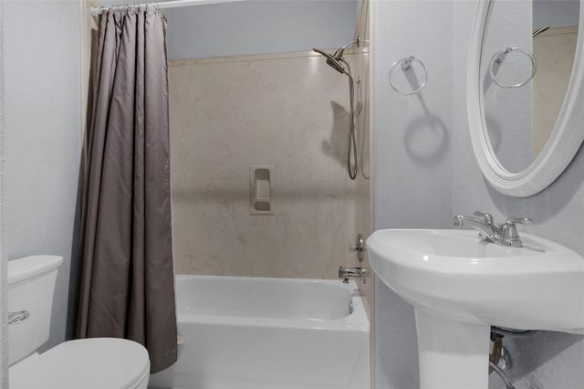 341 W 23rd Street, Houston, TX 77008