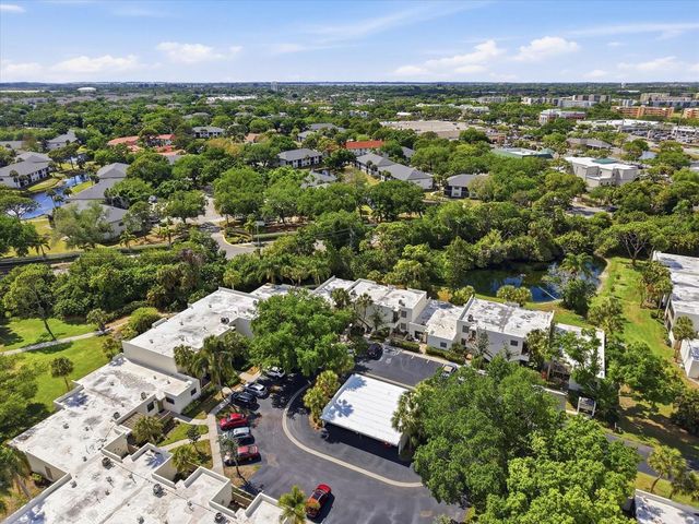 169 PINEHURST DRIVE 169, Bradenton, FL 34210