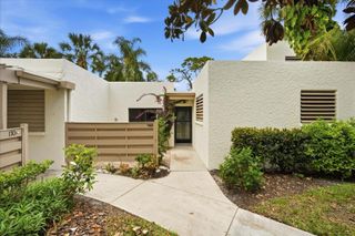 169 PINEHURST DRIVE 169, Bradenton, FL 34210