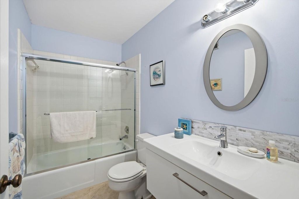 Image 16 of property listing at 169 PINEHURST DRIVE 169, Bradenton, FL 34210