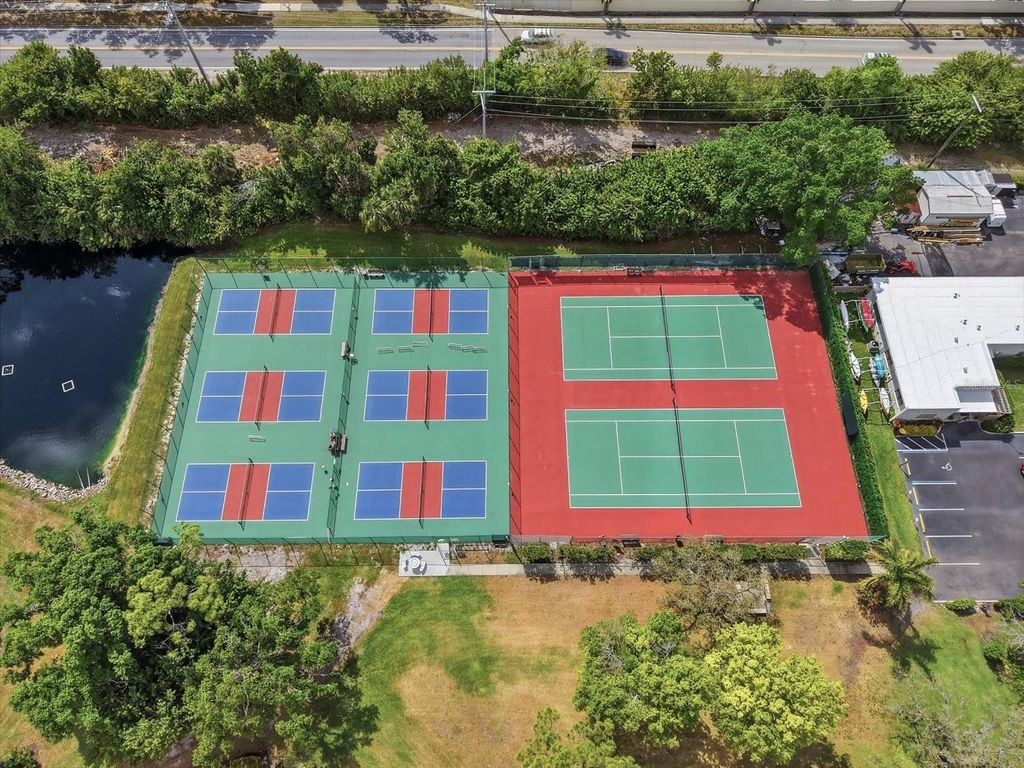 Image 30 of property listing at 169 PINEHURST DRIVE 169, Bradenton, FL 34210