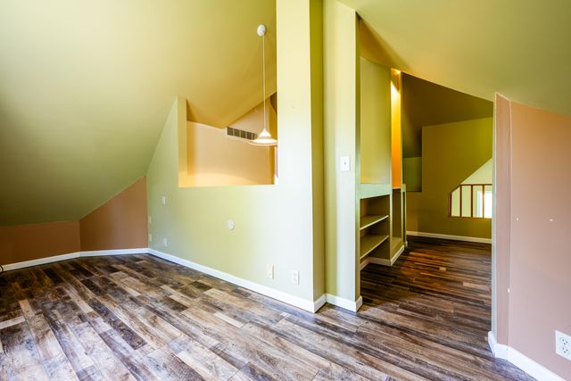 2775 Lakeland Drive, Oronoko Twp, MI 49103