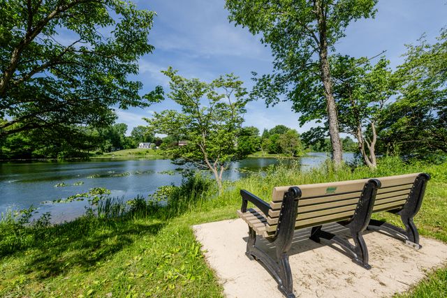 2775 Lakeland Drive, Oronoko Twp, MI 49103