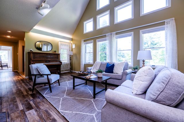 2775 Lakeland Drive, Oronoko Twp, MI 49103