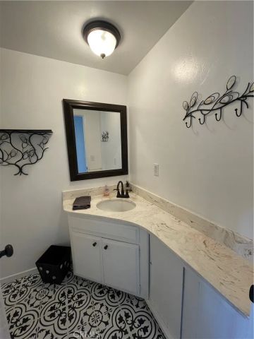 1446 Sequoia, Lake Arrowhead, CA 92352