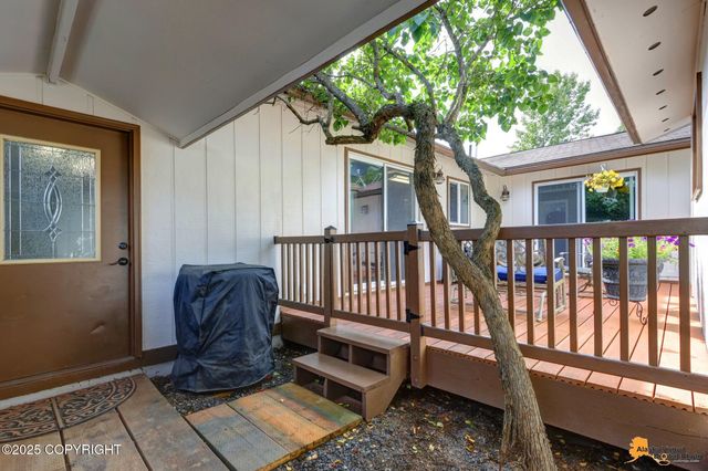 4131 W 72nd Avenue, Anchorage, AK 99502