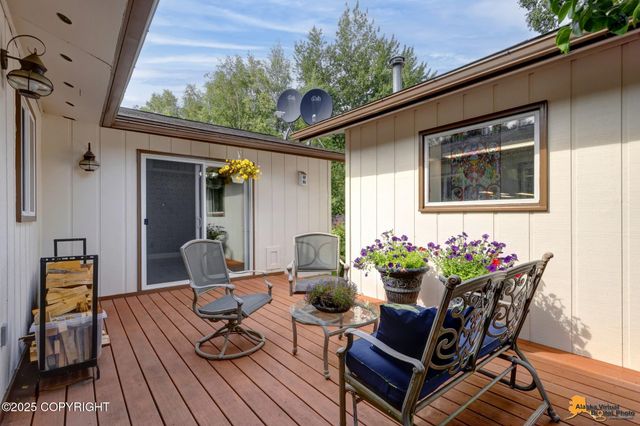 4131 W 72nd Avenue, Anchorage, AK 99502