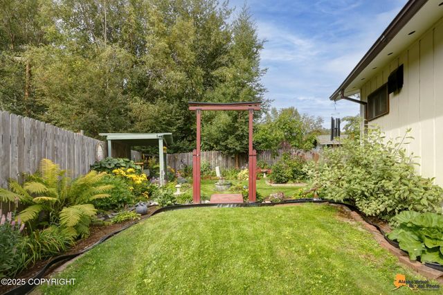 4131 W 72nd Avenue, Anchorage, AK 99502