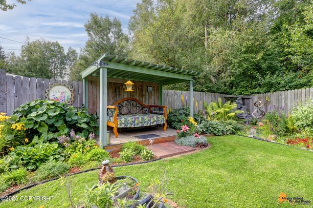 4131 W 72nd Avenue, Anchorage, AK 99502