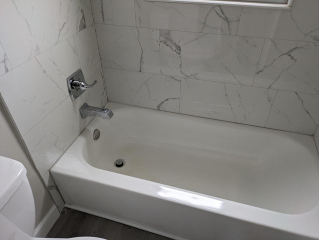 21400 Parklawn Street, Oak Park City, MI 48237