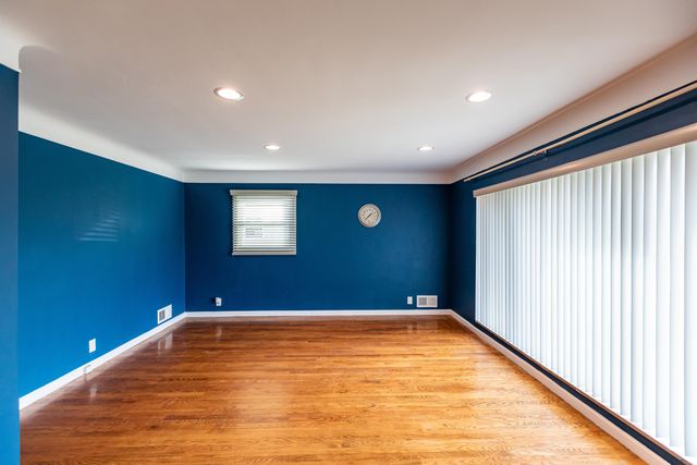 21400 Parklawn Street, Oak Park City, MI 48237