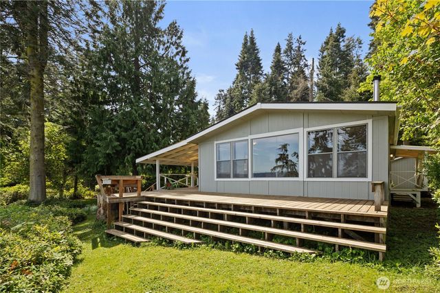 2659 S East Camano Drive, Camano Island, WA 98282
