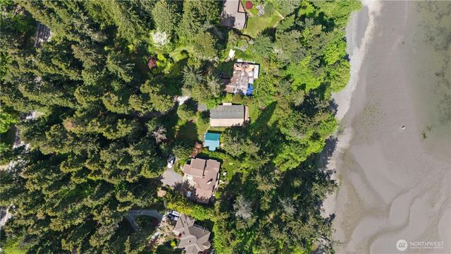 2659 S East Camano Drive, Camano Island, WA 98282