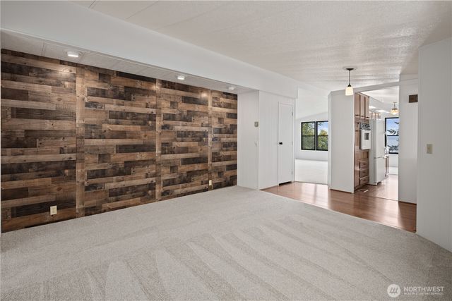 2659 S East Camano Drive, Camano Island, WA 98282